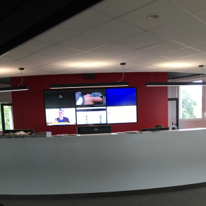 La « Tour de contrôle » : bureau central de la rédaction